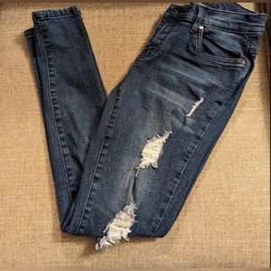 Venus Skinny Jeans NWOT